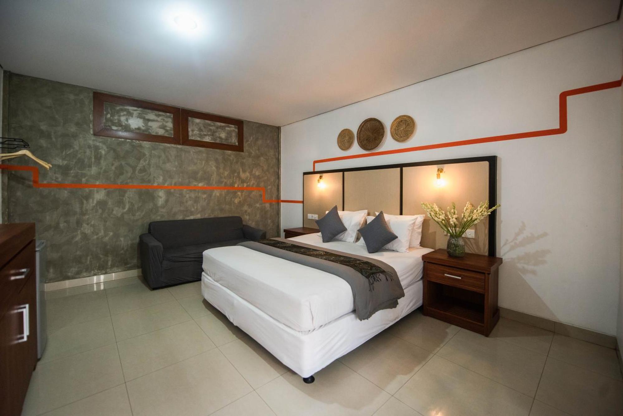 Sandat Hotel Legian Exterior photo